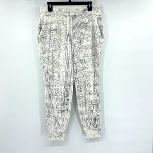 Lululemon Warm‎ Down Jogger *7/8 Length in Thread Dye White Black Sz 10